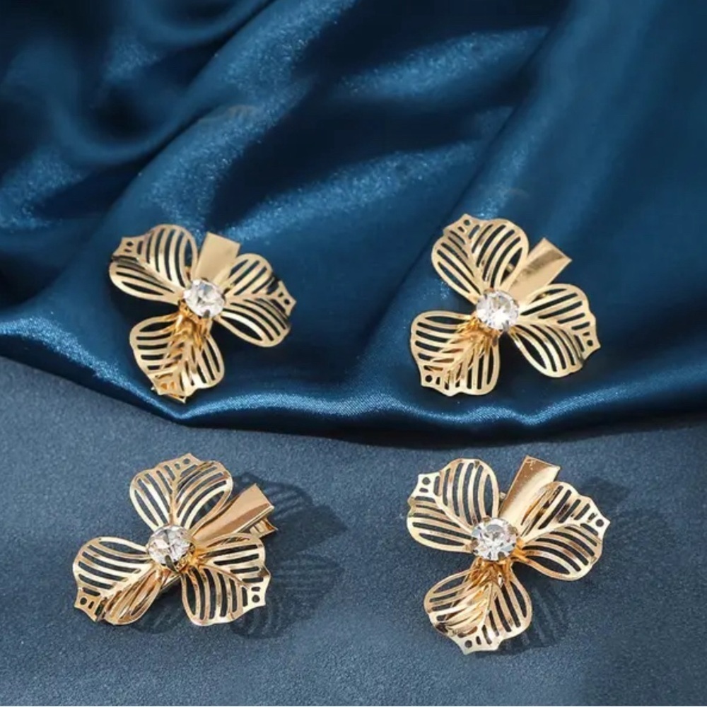 New Gold 4 Hair Clips Elegant Bridal ✨✨✨ Hair Jewerly
